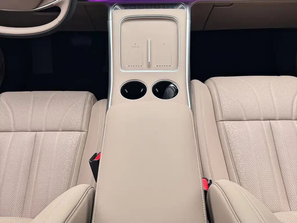 XPeng G9 — миниатюра 27