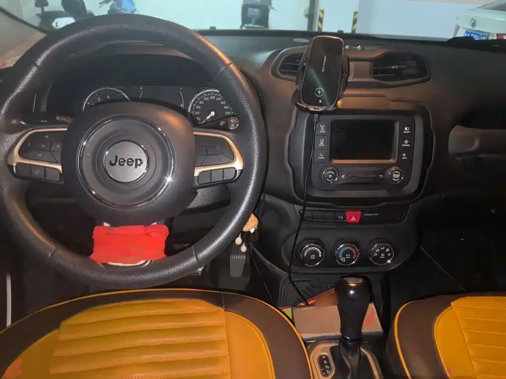 Jeep Renegade — миниатюра 10