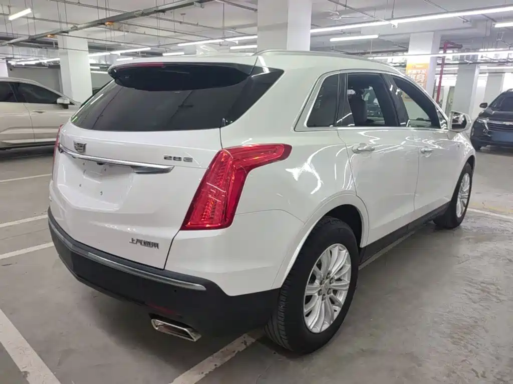 Cadillac XT5 — миниатюра 7