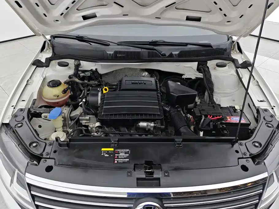 Volkswagen Lavida — миниатюра 10