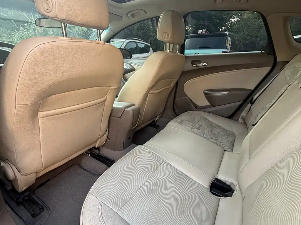 Buick Excelle 2013 GT 1.6L MT
