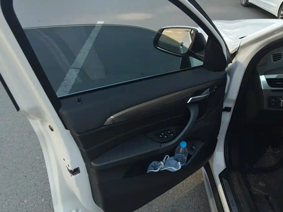 BMW X1 — миниатюра 7