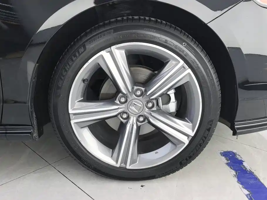 Honda Accord — миниатюра 6