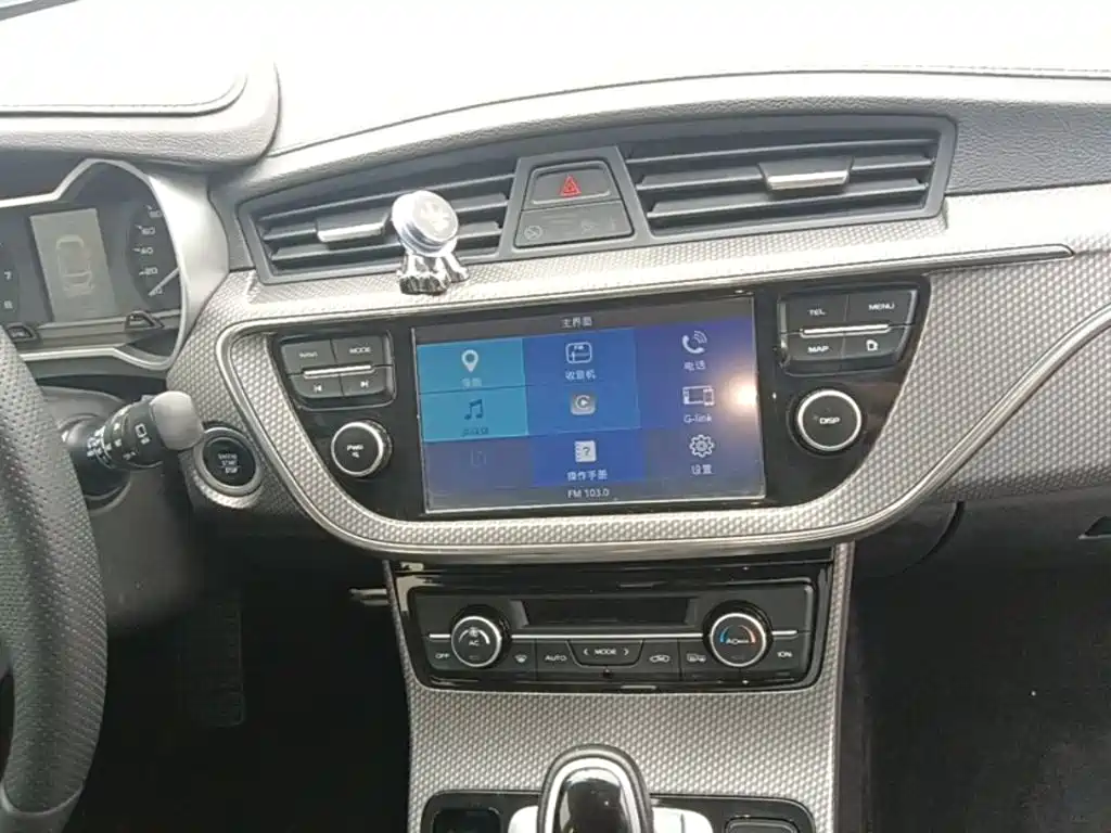 Geely Emgrand GS — миниатюра 13