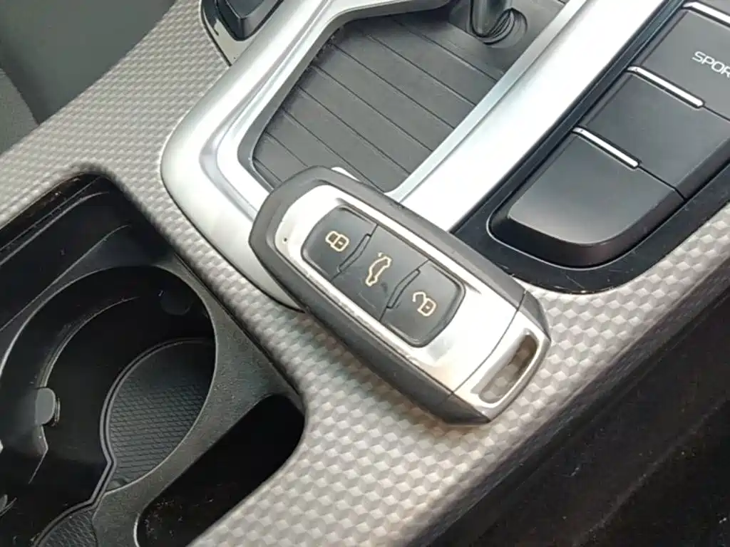 Geely Emgrand GS — миниатюра 9