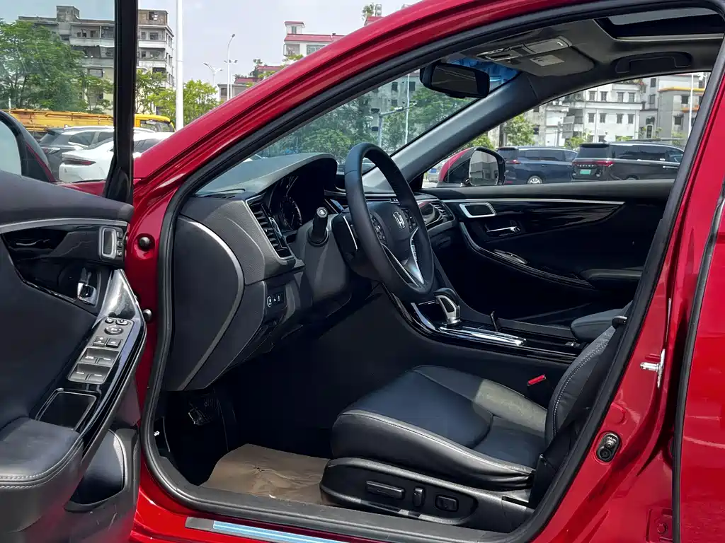 Honda Spirior — миниатюра 8