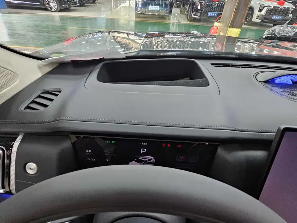 Hongqi Hongqi HS5 - фото 16