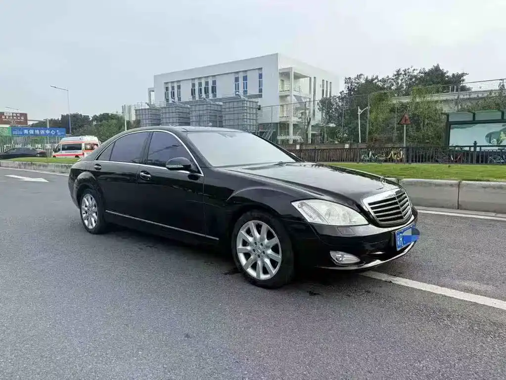 Mercedes-Benz S-Class — миниатюра 3