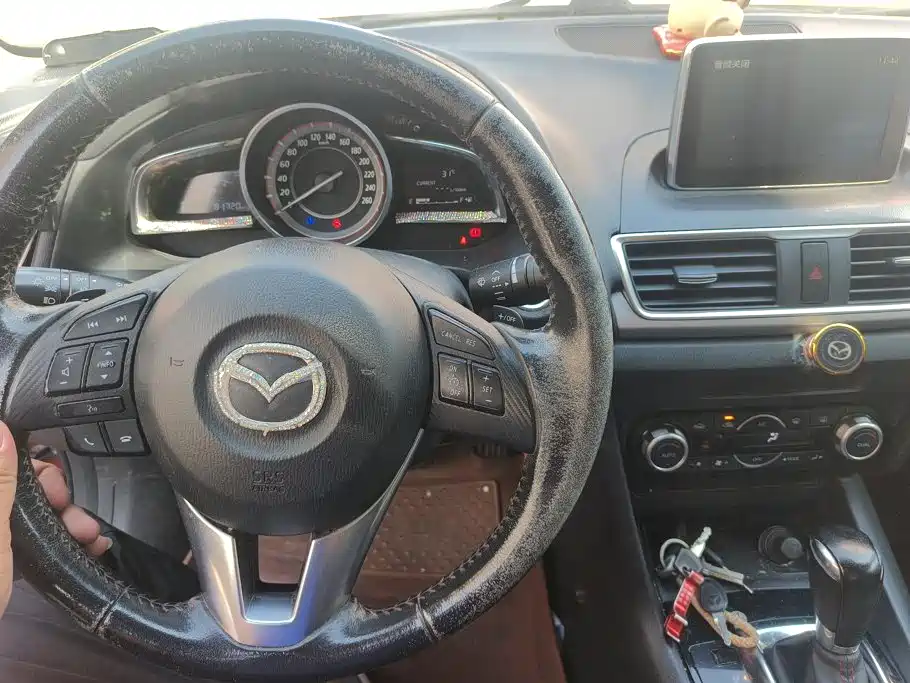 Mazda 3 Axela — миниатюра 12