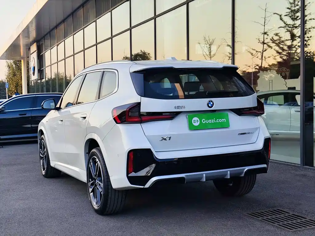 BMW X1 — миниатюра 5