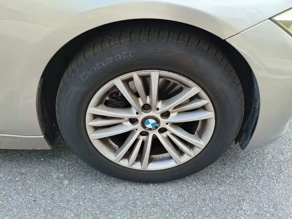 BMW 3 Series — миниатюра 12