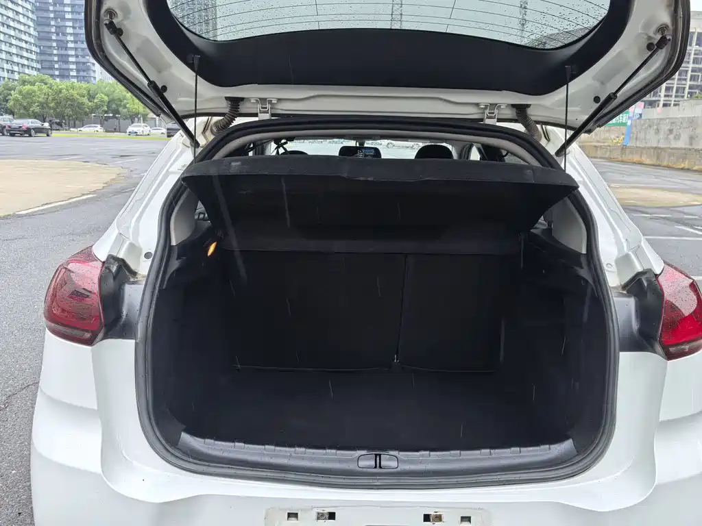 Citroen C3-XR — миниатюра 23