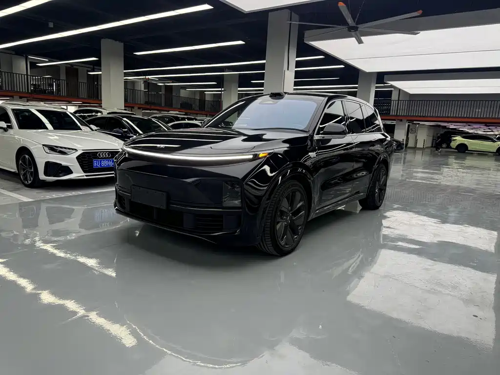 Li Auto Li L8