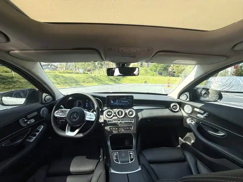 Mercedes-Benz C-Class — миниатюра 5