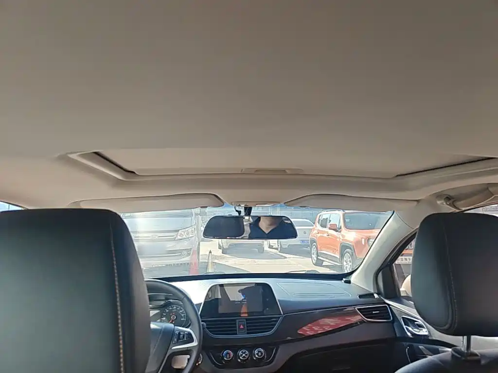Baojun 310 — миниатюра 18