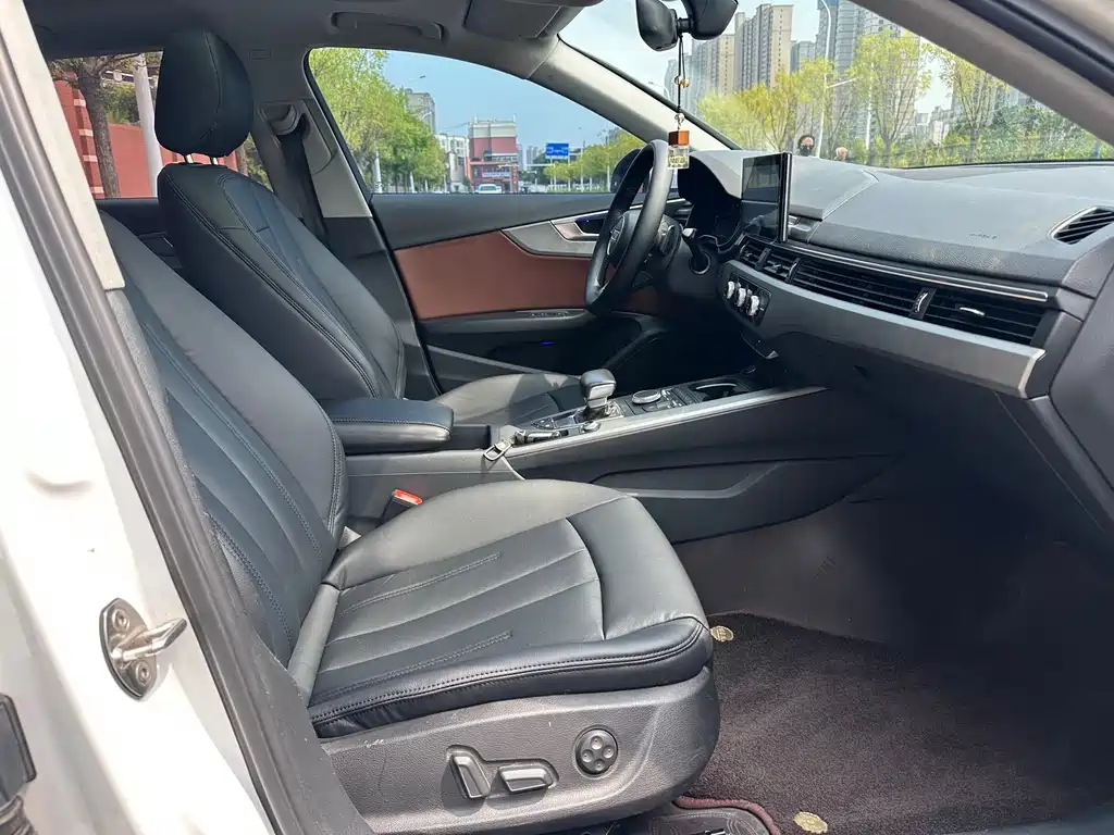 Audi A4L — миниатюра 12