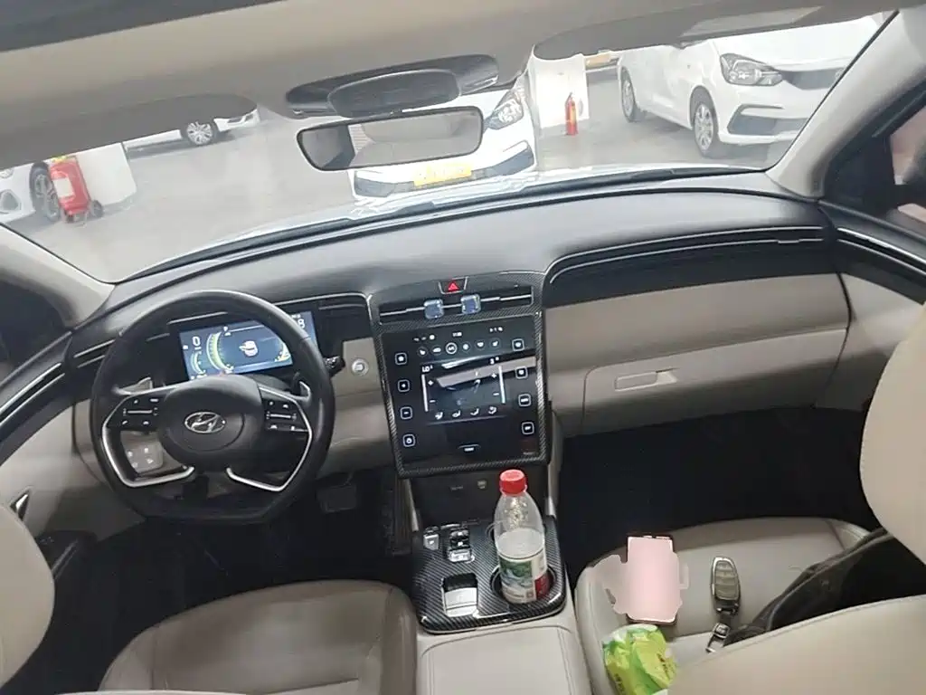 Hyundai Tucson — миниатюра 10