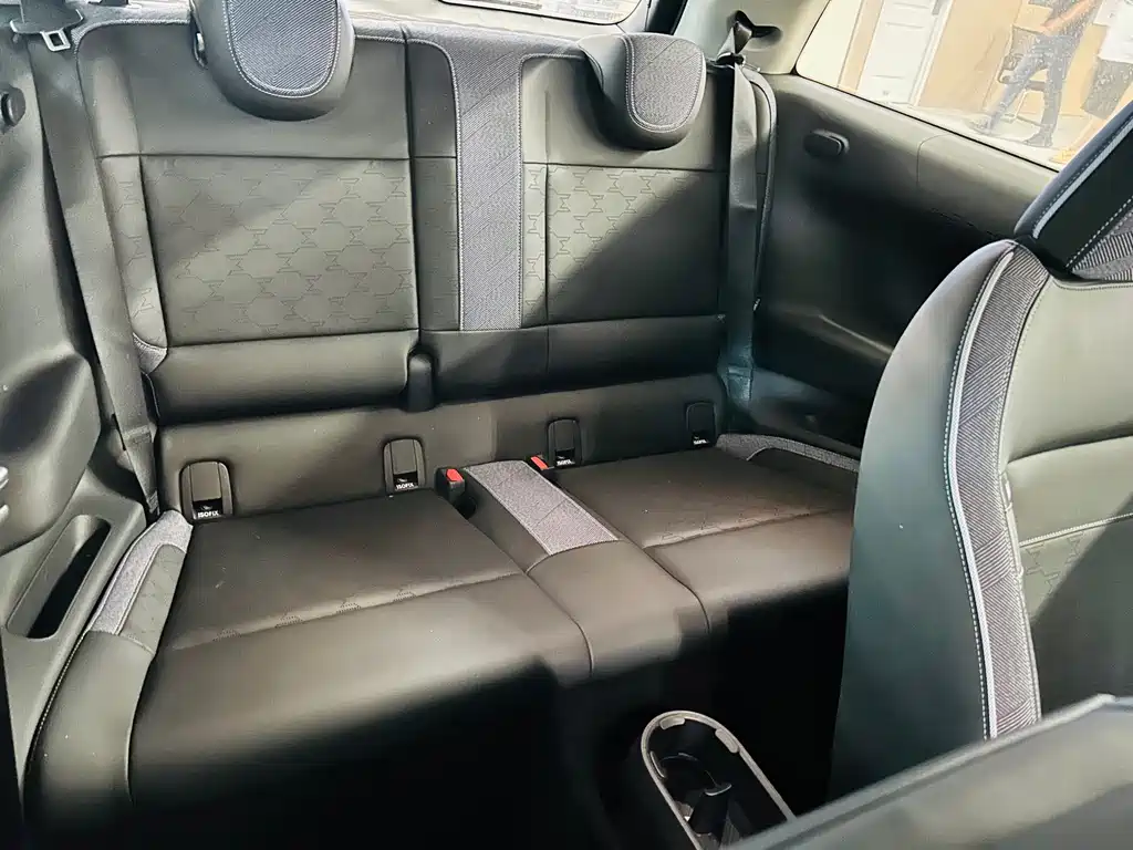 MINI MINI COOPER EV — миниатюра 20