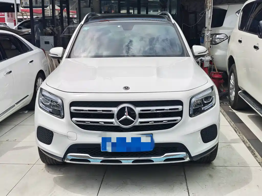 Mercedes-Benz GLB — миниатюра 2