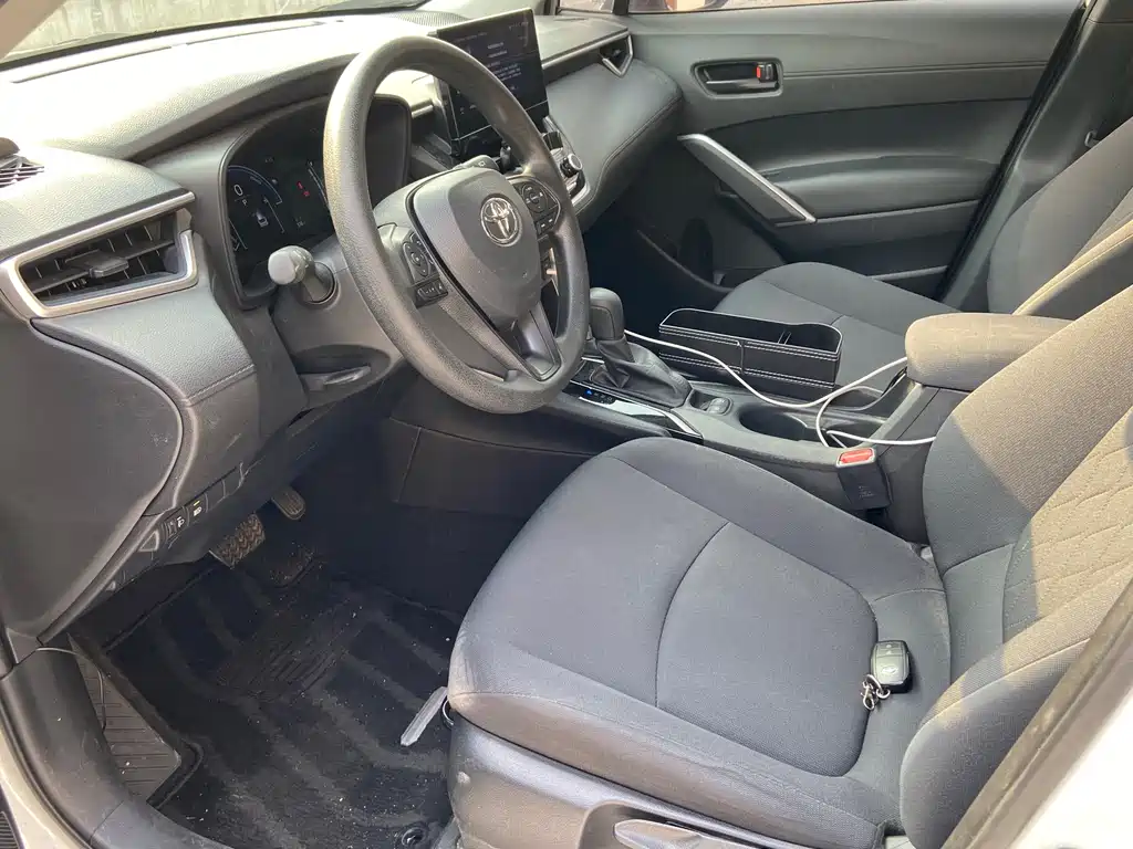 Toyota Corolla Cross — миниатюра 4