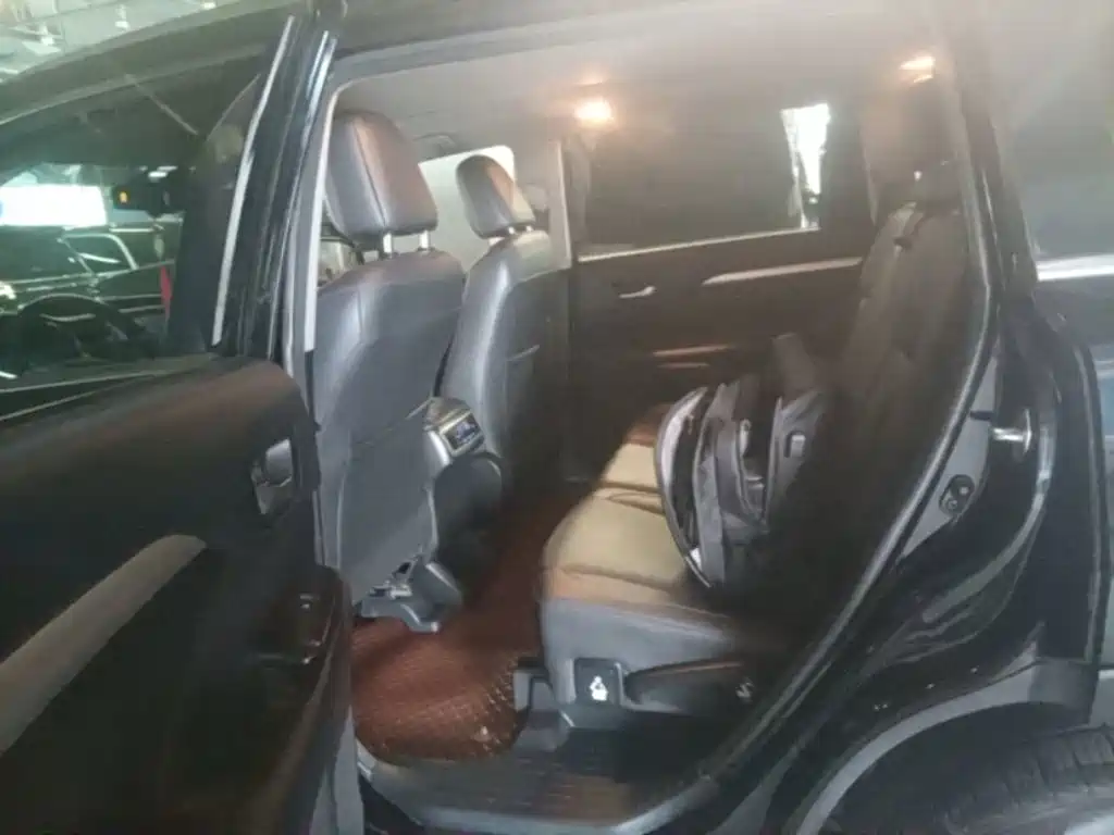 Toyota Highlander — миниатюра 17