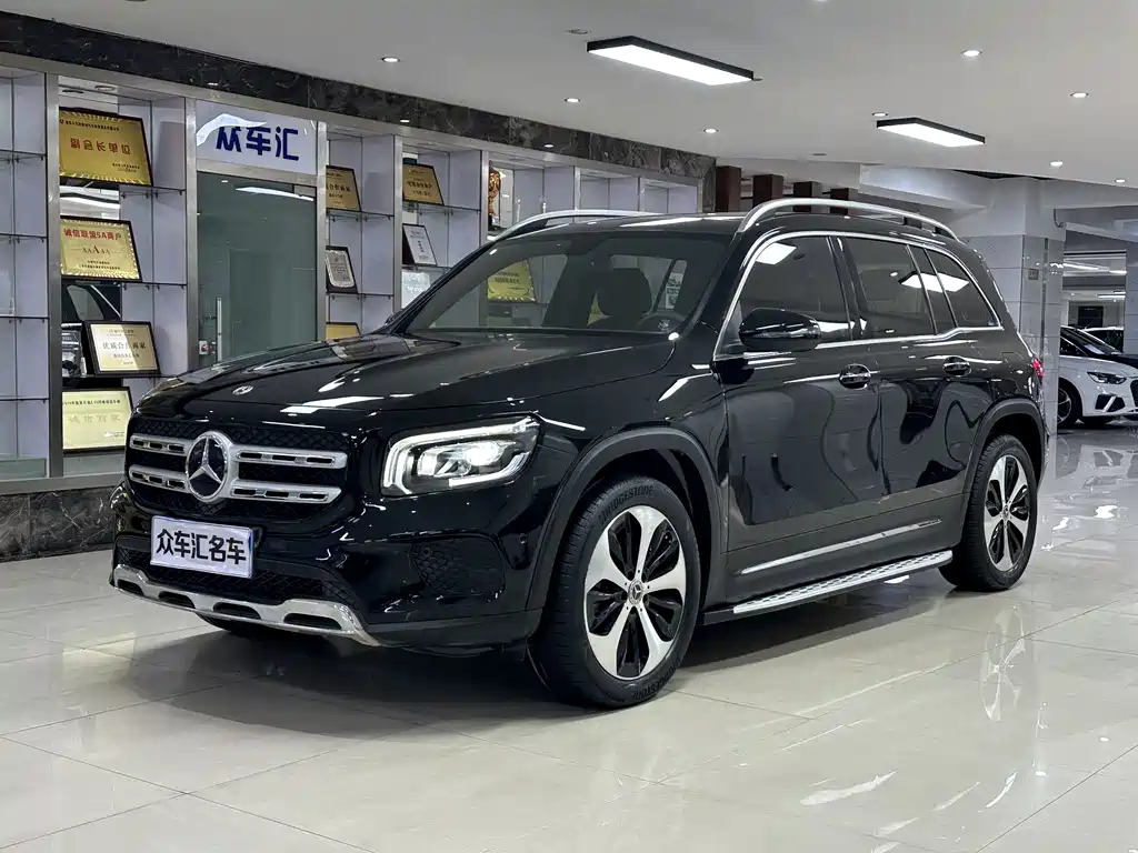 Mercedes-Benz GLB 2021