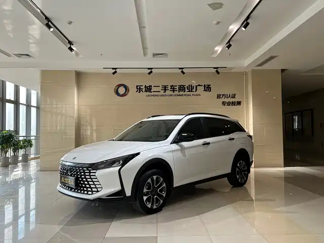 Dongfeng Aeolus 奕炫GS