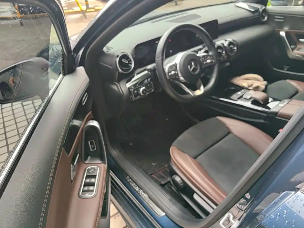 Mercedes-Benz A-Class — миниатюра 16