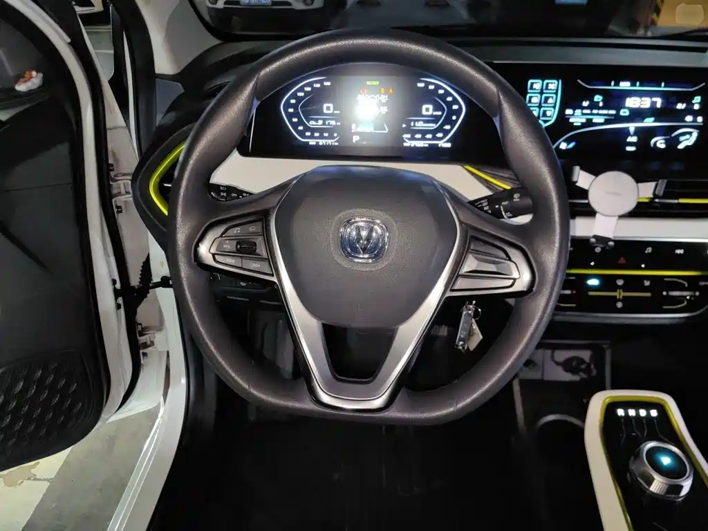 Changan Benben E-Star — миниатюра 6