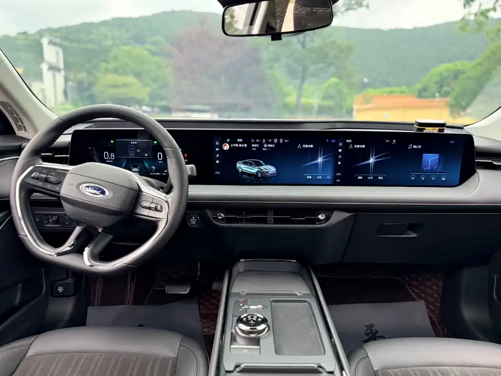 Ford Mondeo — миниатюра 12