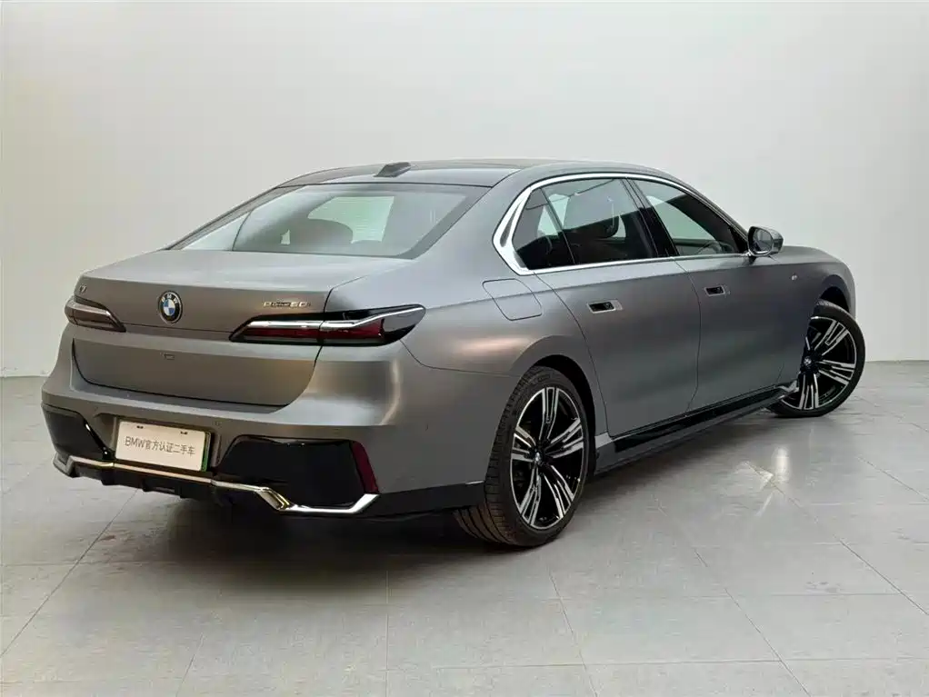 BMW i7 2023 eDrive50L Premium M Sport
