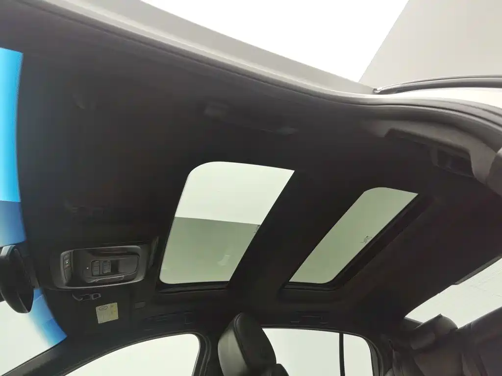 Cadillac CT5 — миниатюра 14