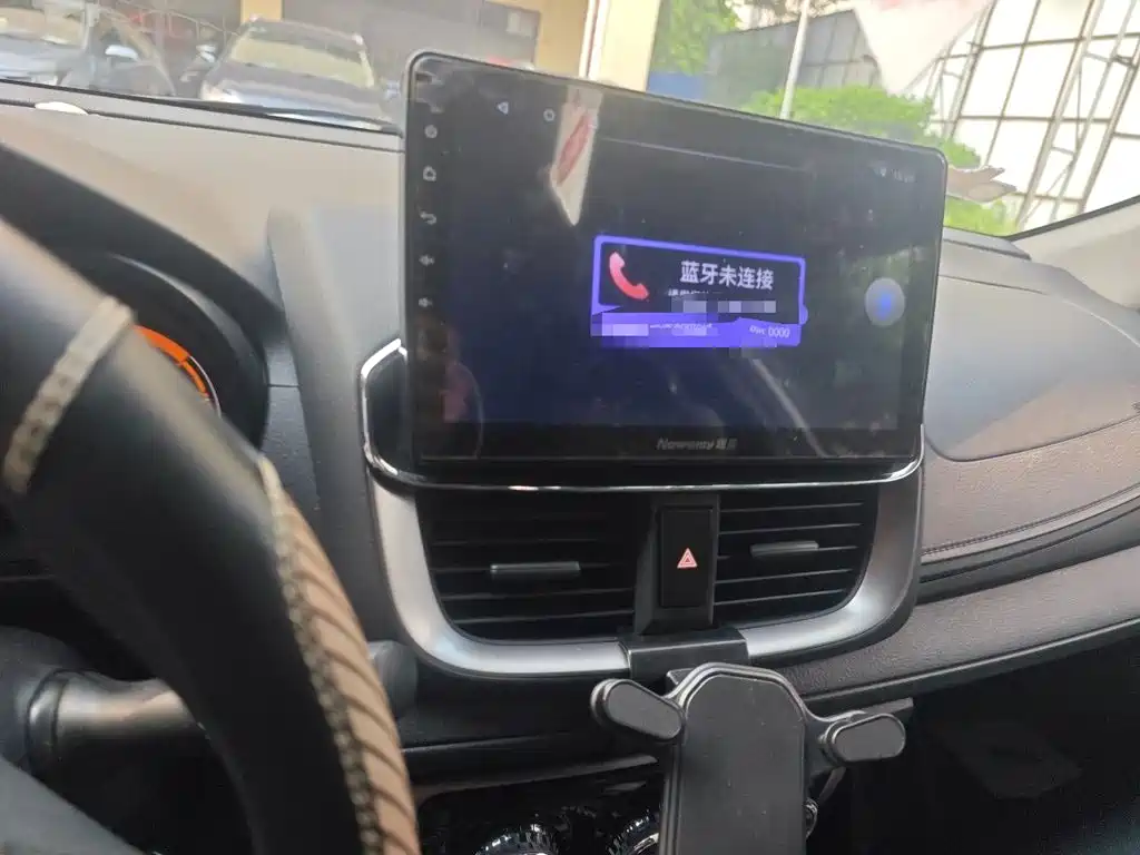 Toyota Yaris L — миниатюра 14
