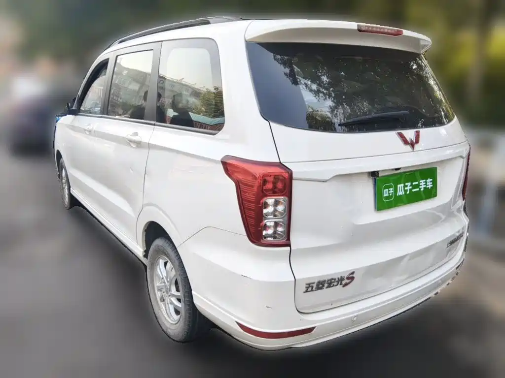 Wuling Hongguang — миниатюра 4