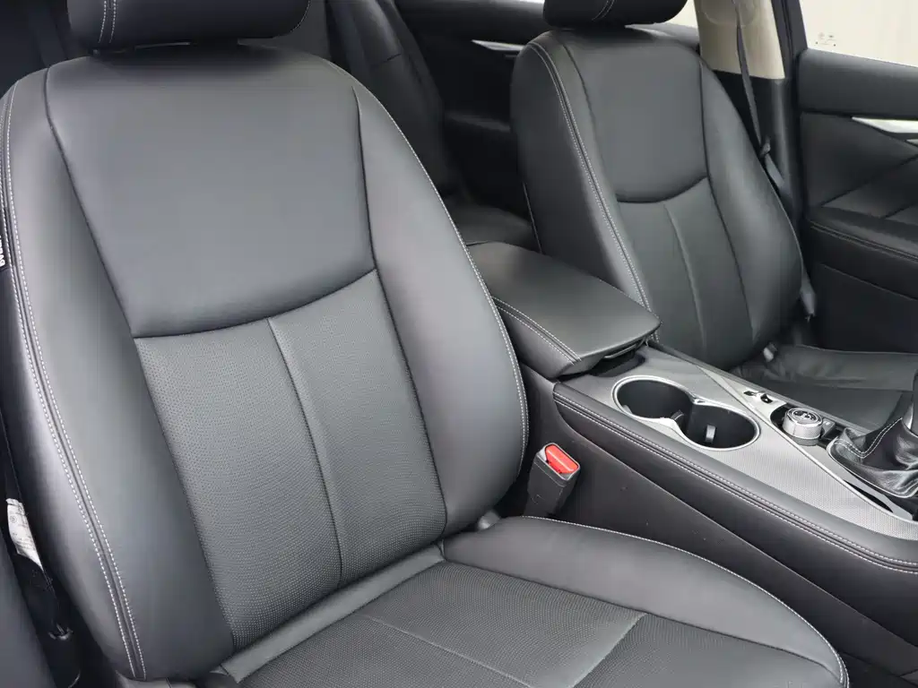 Infiniti Q50L — миниатюра 10
