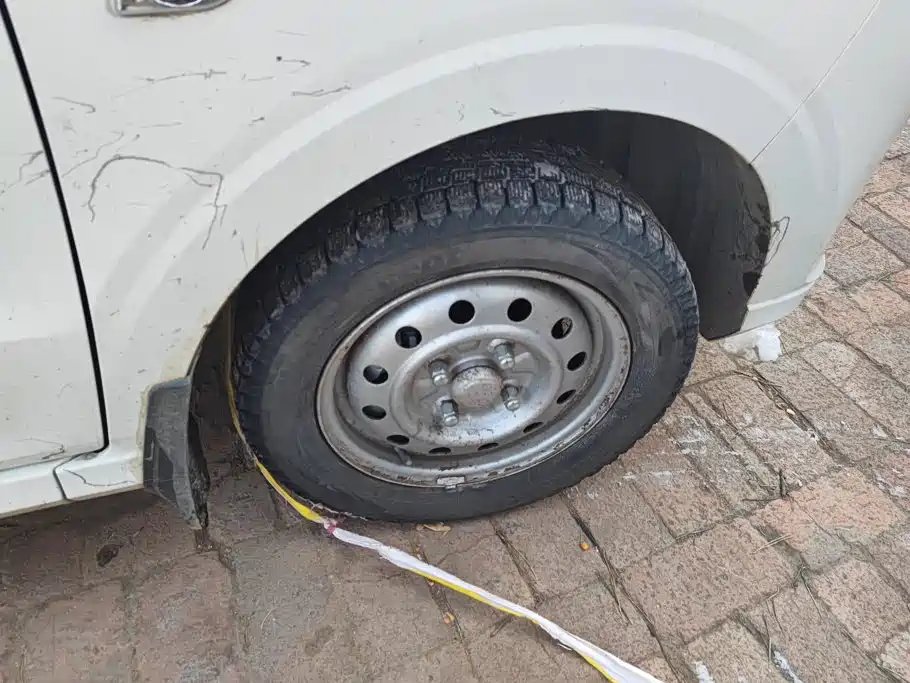 Wuling Hongguang — миниатюра 6