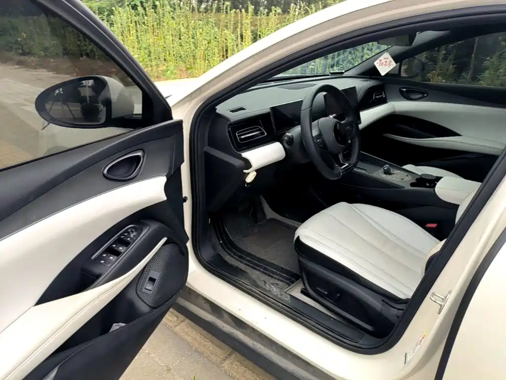 BYD Seal 06 — миниатюра 16