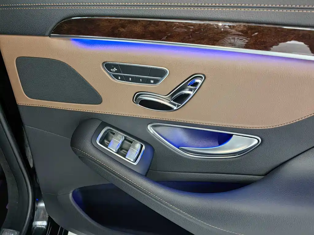 MERCEDES-BENZ S CLASS