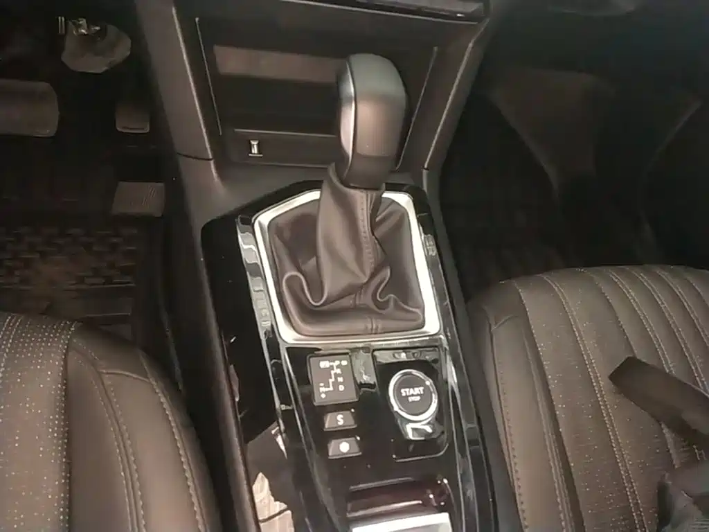 Peugeot 408 — миниатюра 14