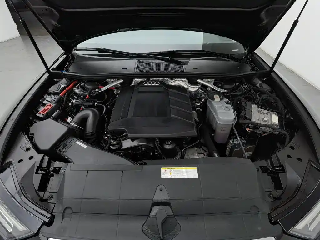 Audi A6L — миниатюра 6