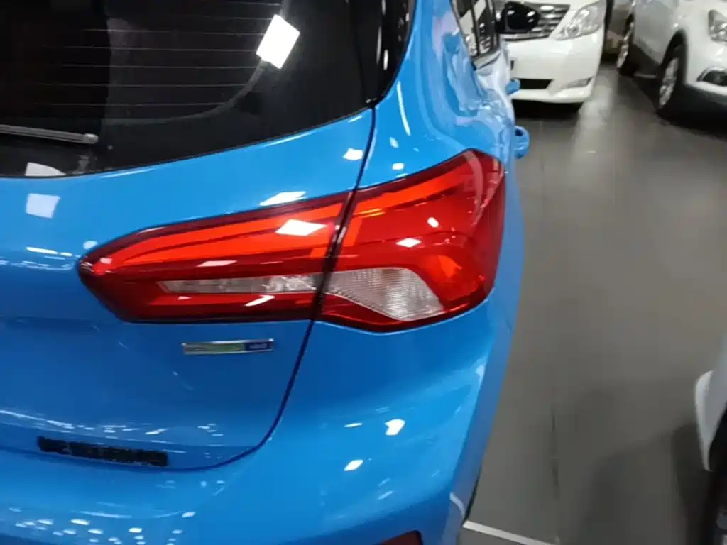 Ford Focus — миниатюра 8