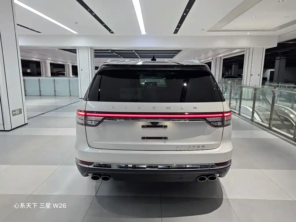 Lincoln Aviator — миниатюра 19