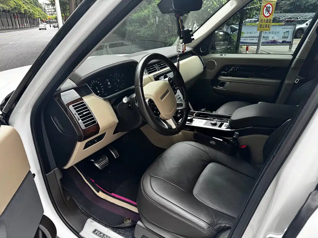 Land Rover Range Rover — миниатюра 6