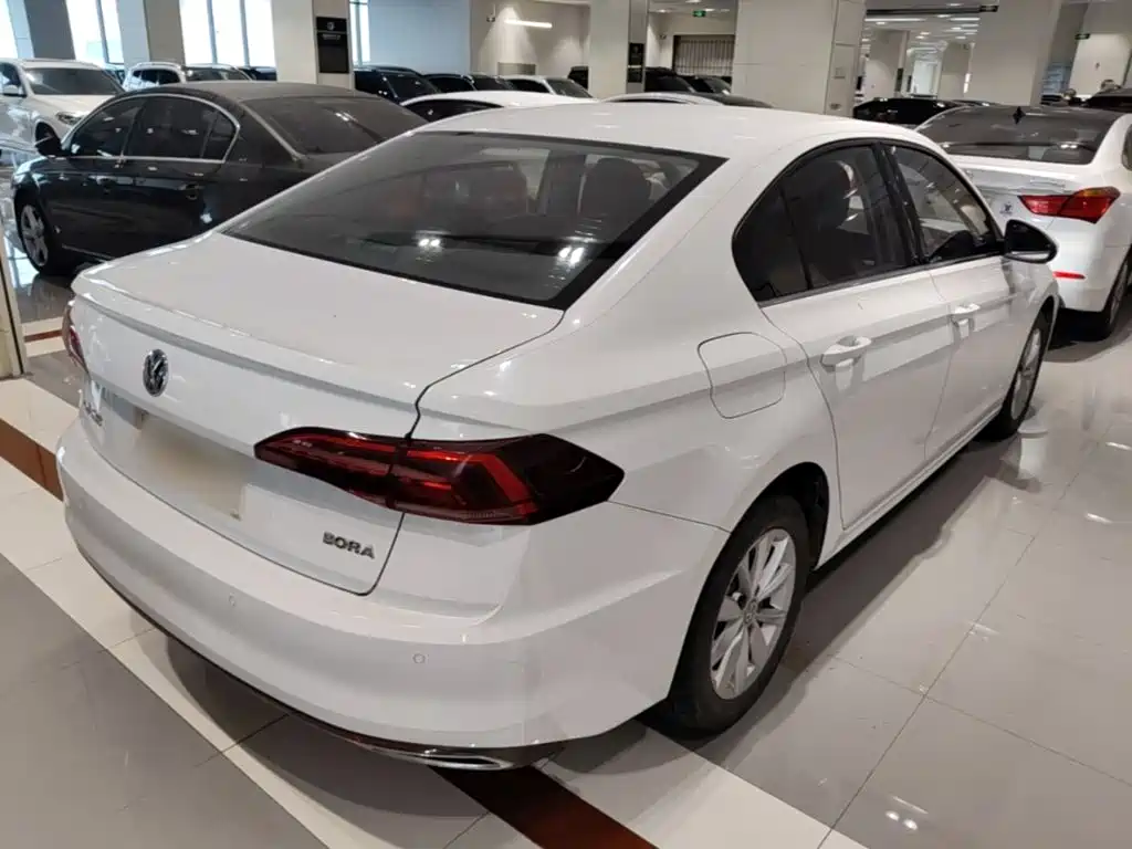 Volkswagen Bora — миниатюра 7