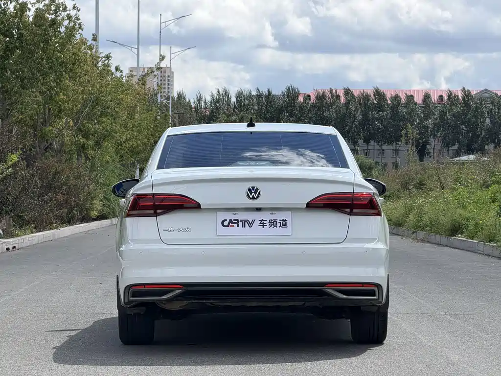 Volkswagen Bora — миниатюра 5