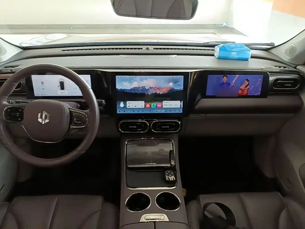 Leapmotor Leapmotor C11 — миниатюра 10