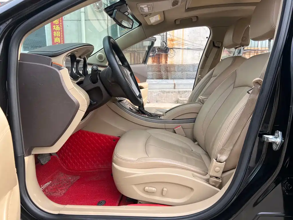 Buick LaCrosse — миниатюра 12