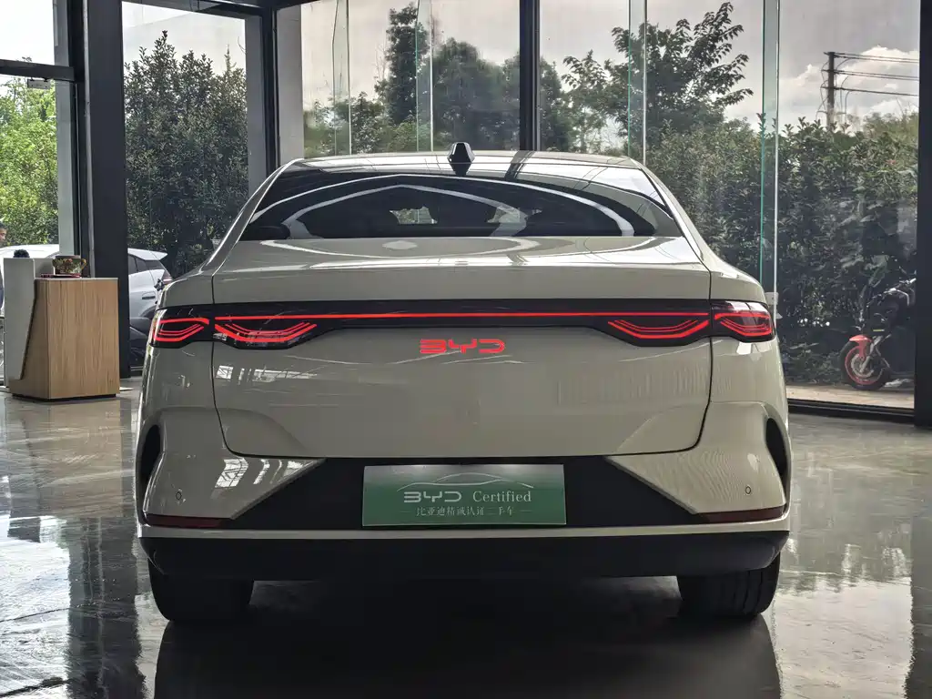 BYD Qin L — миниатюра 12