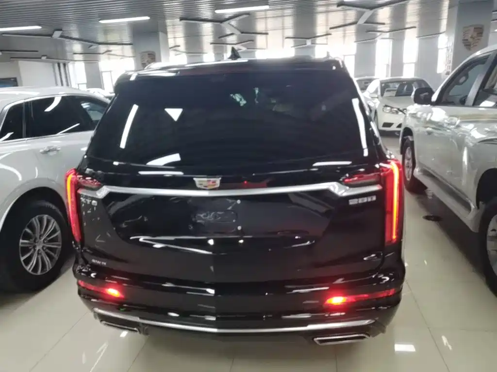 Cadillac XT6 — миниатюра 6