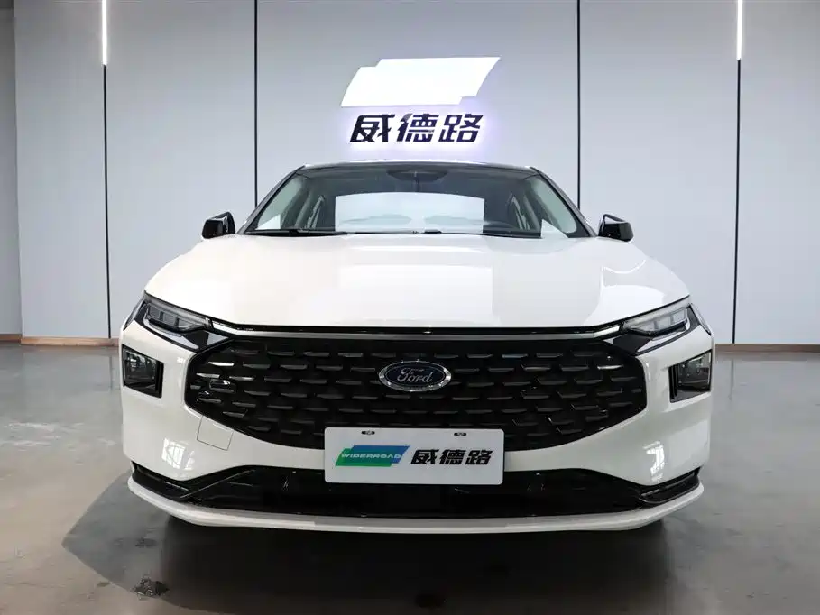 Ford Mondeo 2023 EcoBoost 245 Luxury